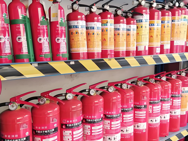 滅火器再充裝可以用嗎 滅火器再充裝可以用嗎