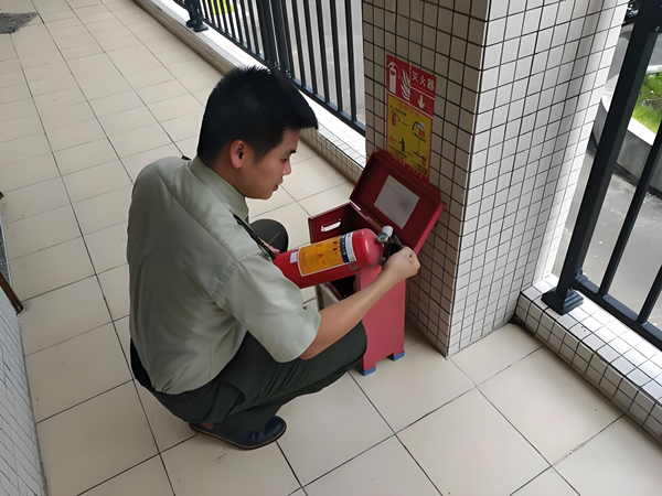 滅火器外觀(guān)檢查 滅火器外觀(guān)檢查